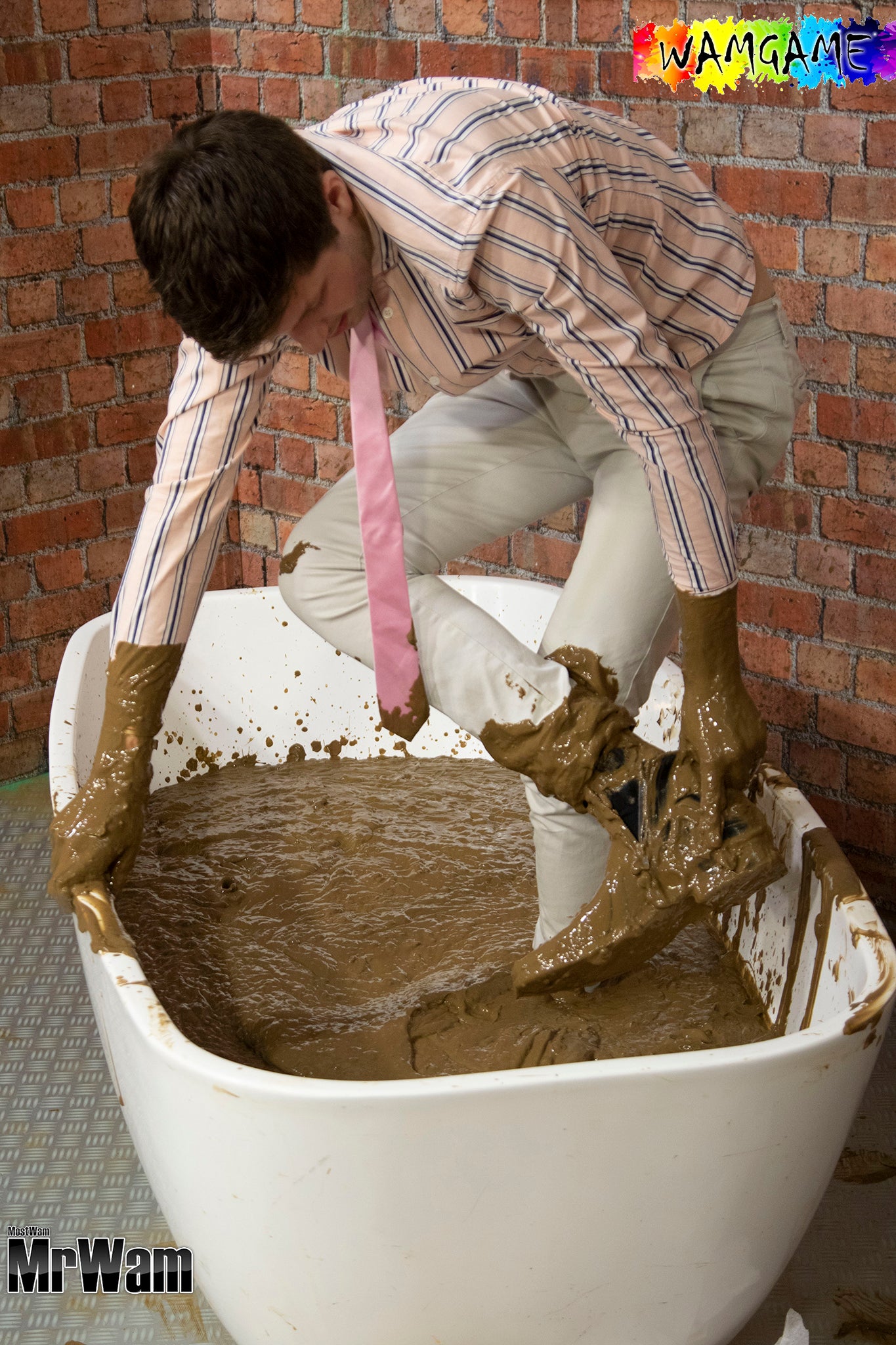 Louis Mud Bath in Chinos & Chelsea Boots Photo Pack