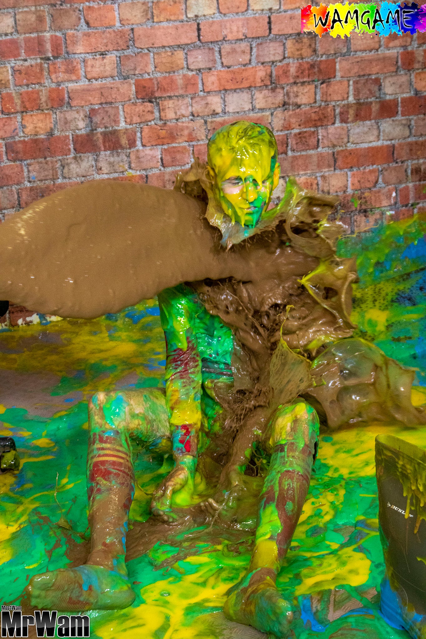 Adam FC Bayern & Wellies Mud & Gunge Video